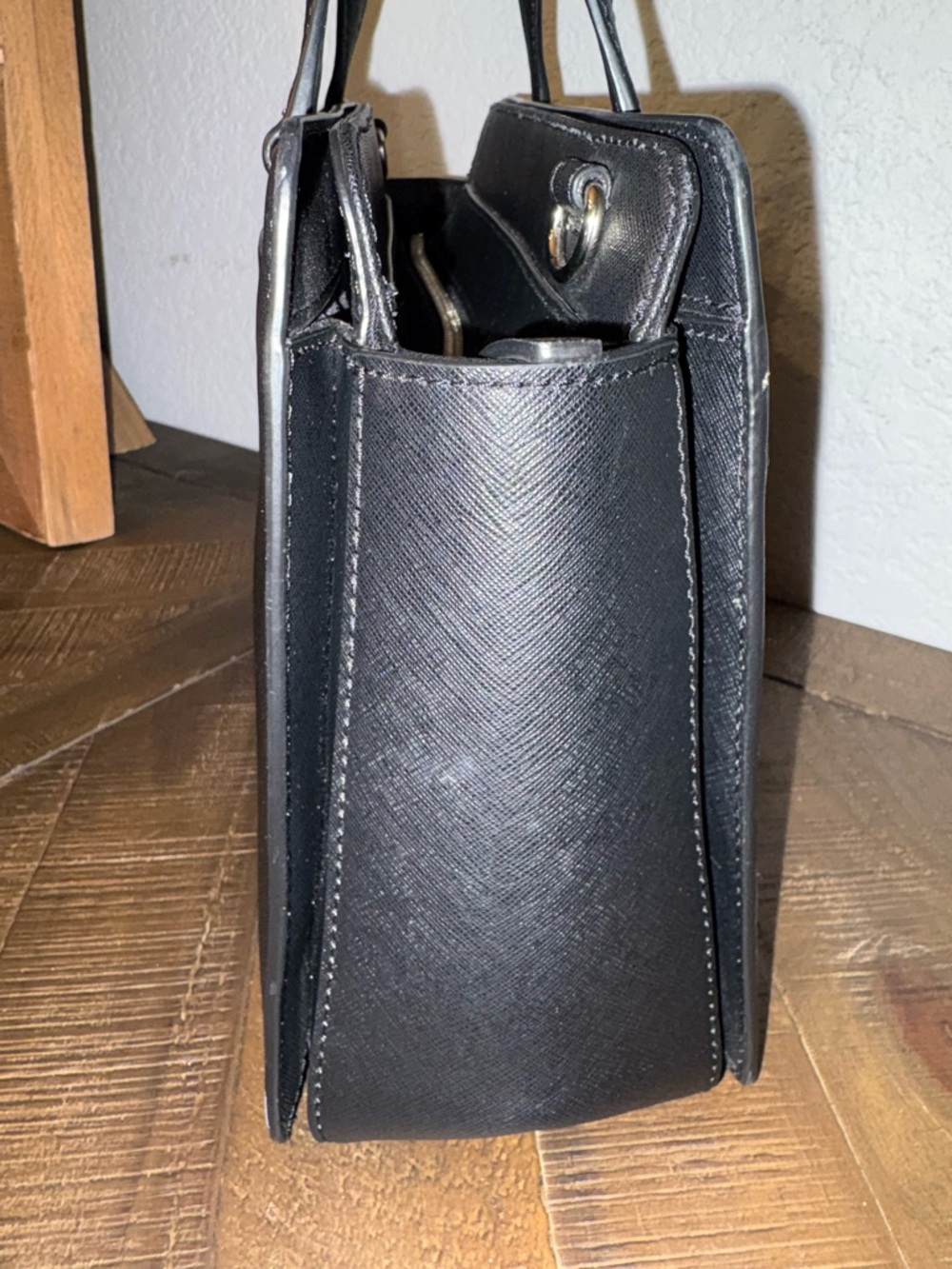 🥰Kate Spade New York Black Saffiano Leather Small Satchel Top Handle Bag - Picture 7 of 11